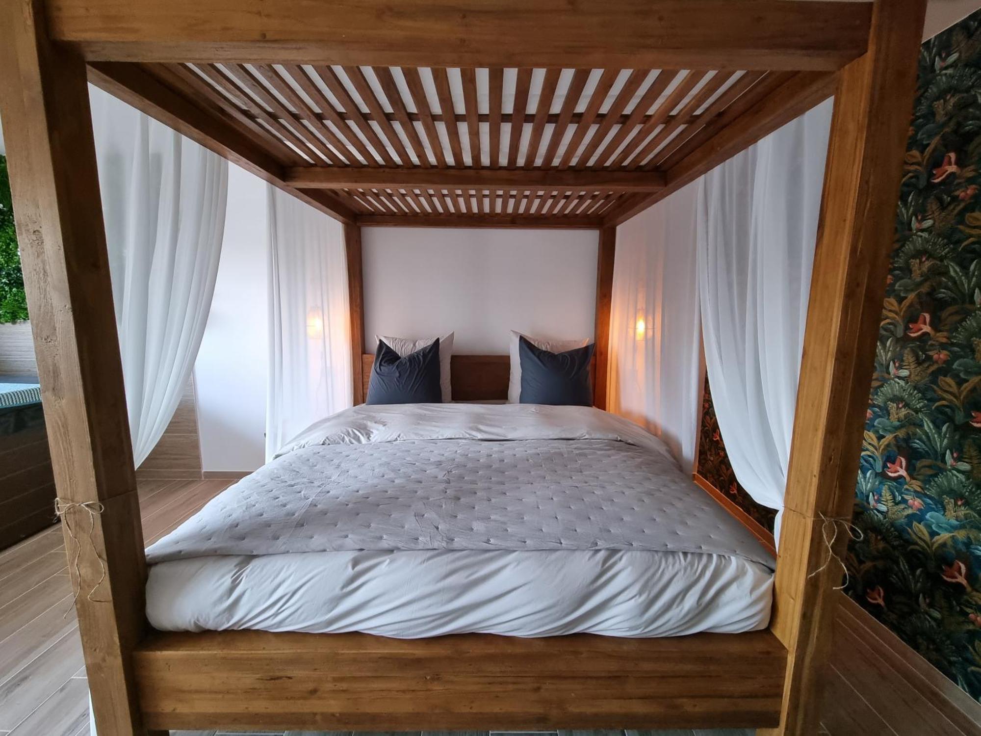 Le Cocoon - Jacuzzi, Sauna Et Piscine Privee Carpentras Luaran gambar