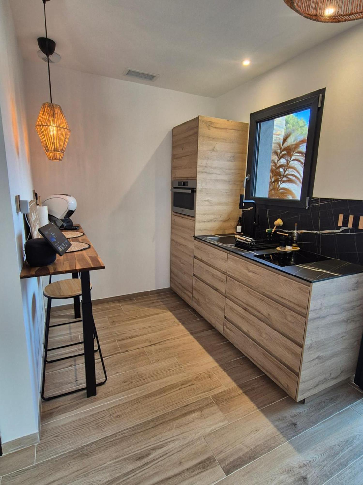 Le Cocoon - Jacuzzi, Sauna Et Piscine Privee Carpentras Luaran gambar